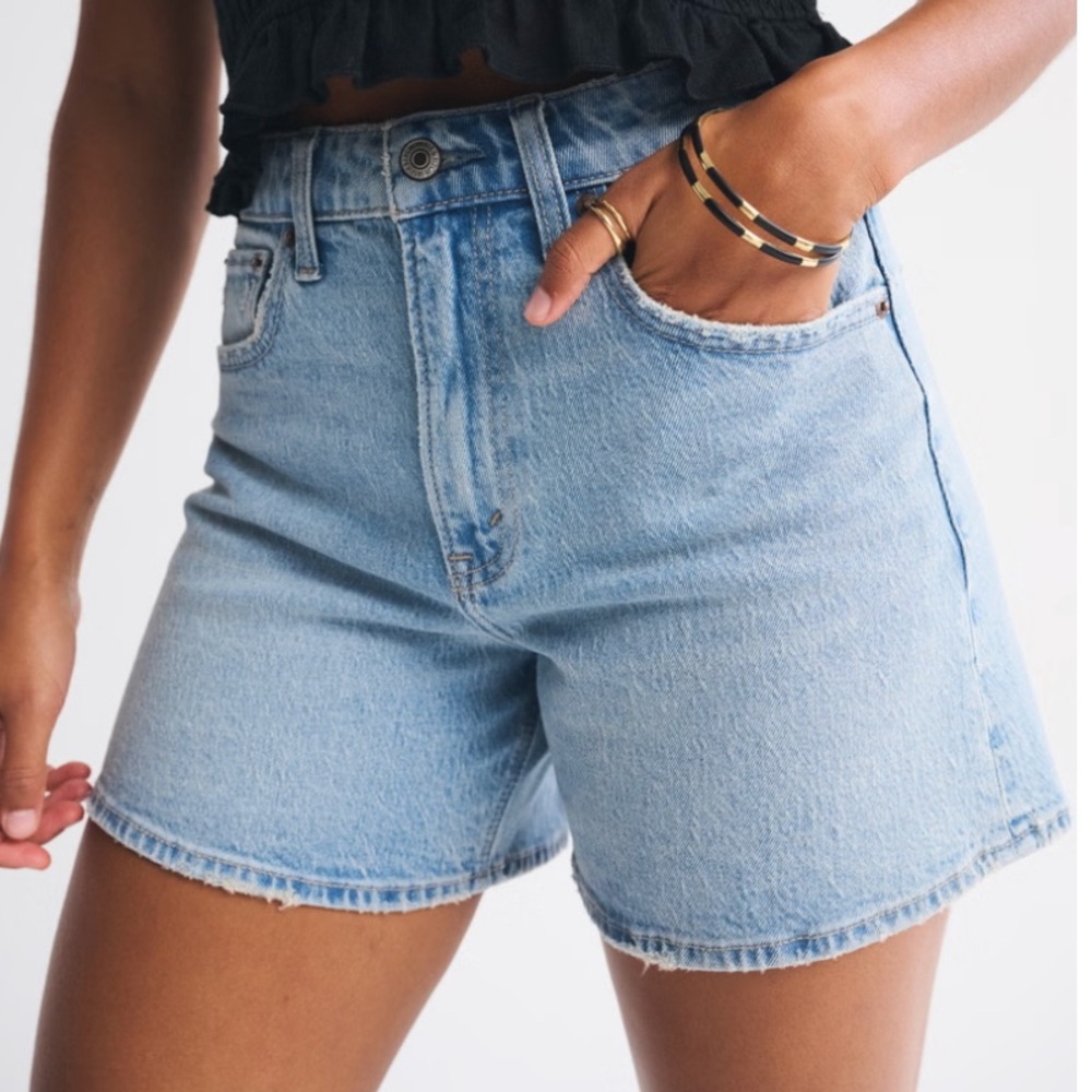 Abercrombie & Fitch Light Wash Blue Jean Shorts